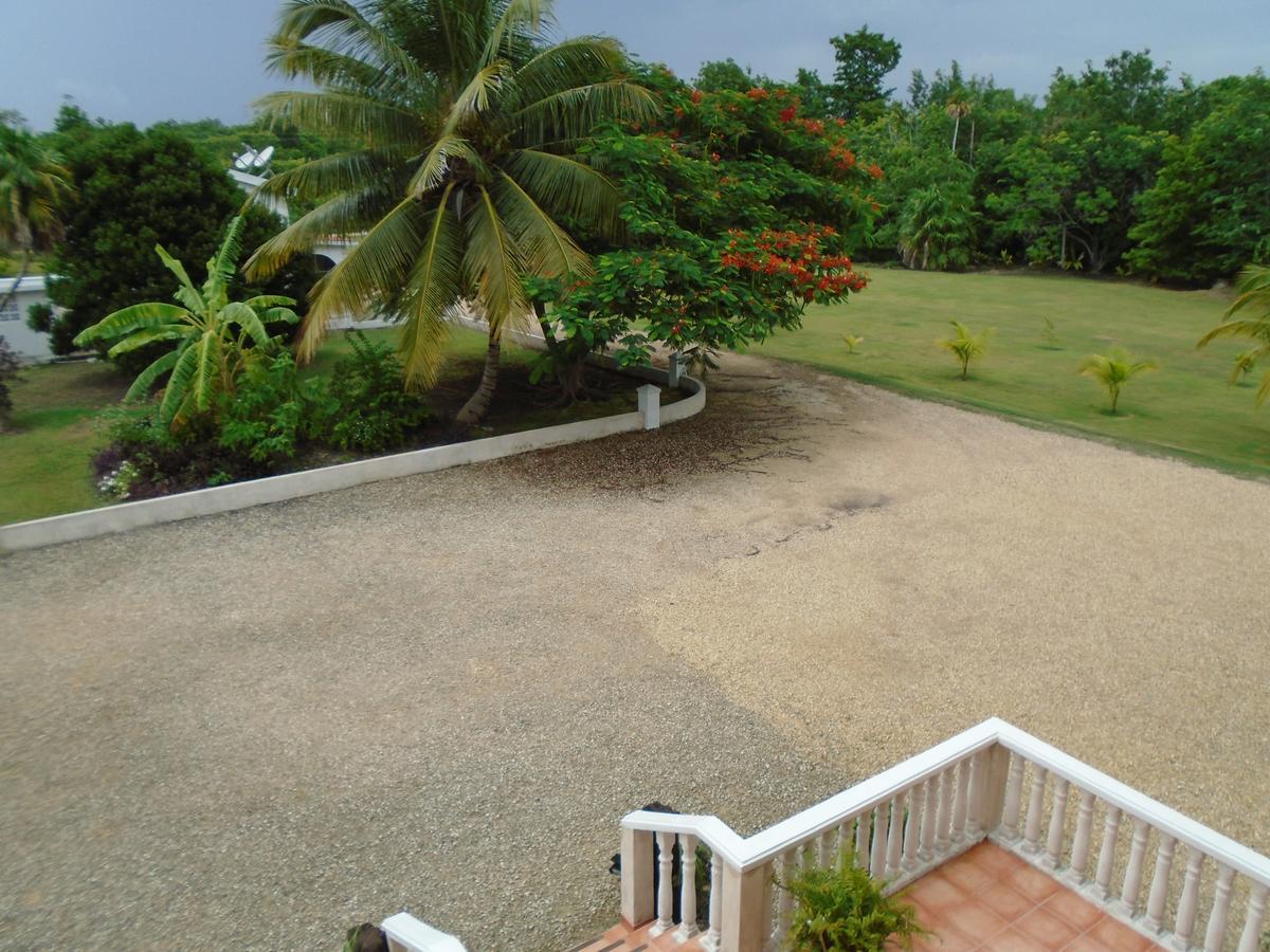 Serenity Sands Corozal Eksteriør billede